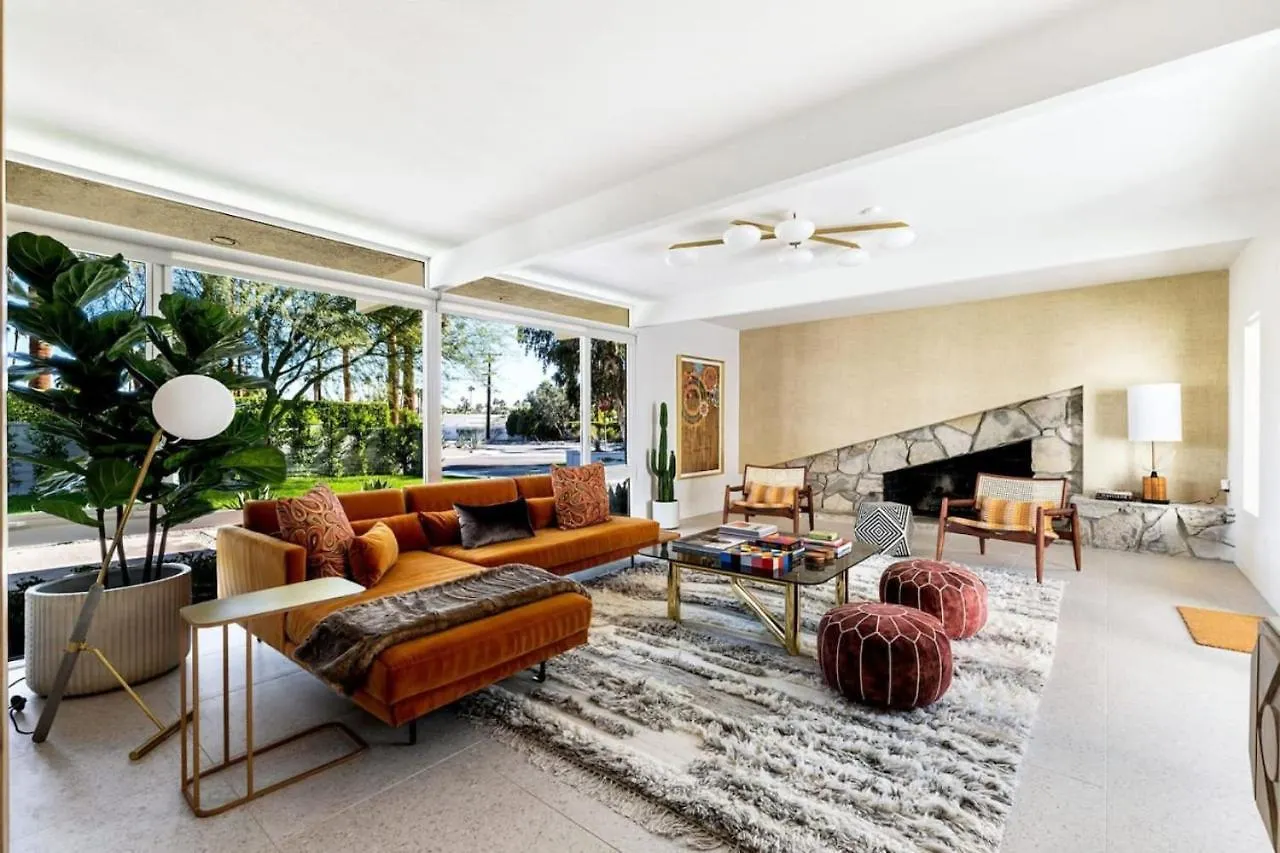 Monterey Manor Interior Designed Home Plus Pool 팜 스프링스