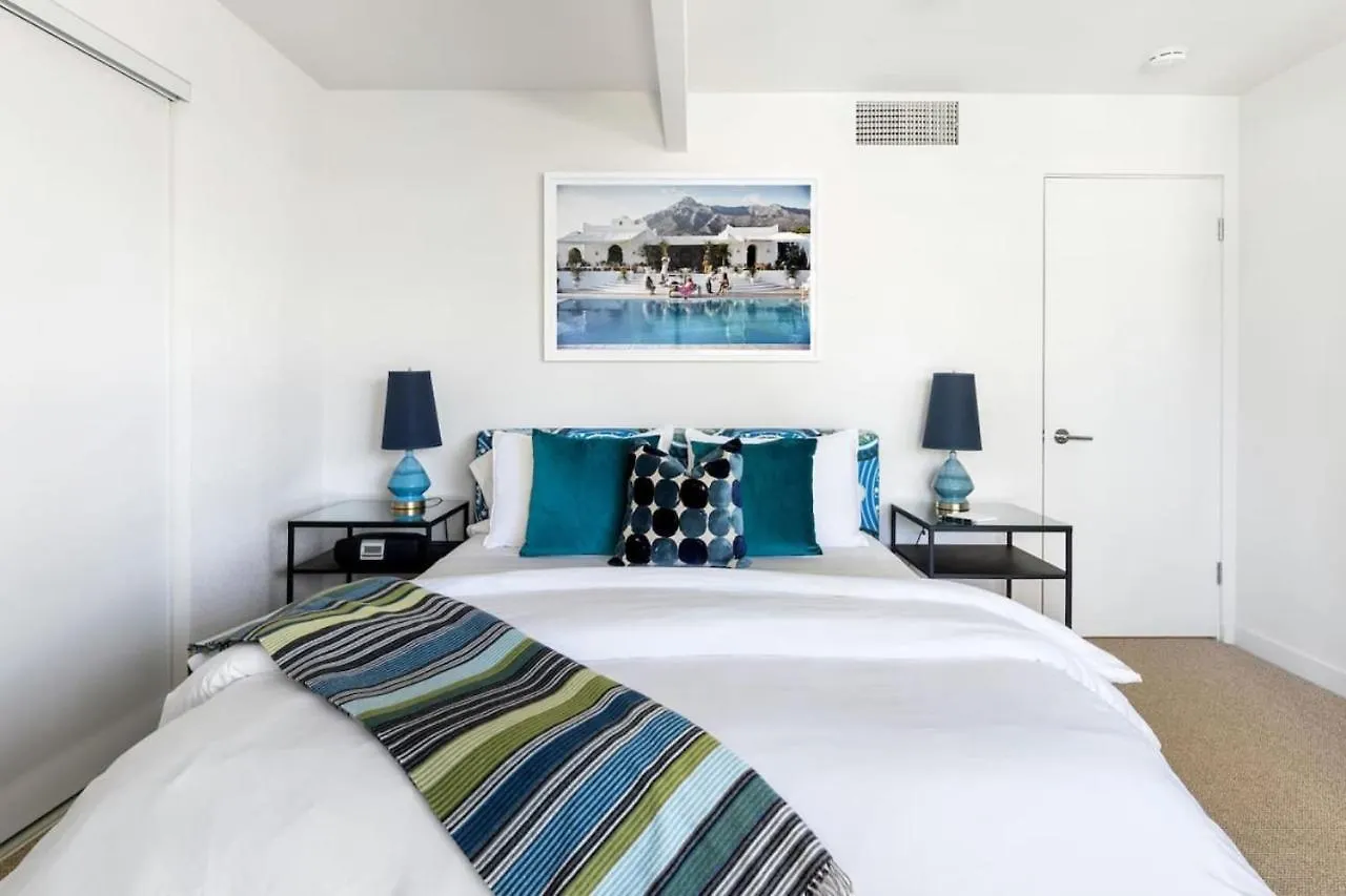 Monterey Manor Interior Designed Home Plus Pool Palm Springs Semesterbostad